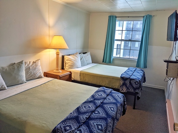 Family Room 2 Double Beds Photo 1